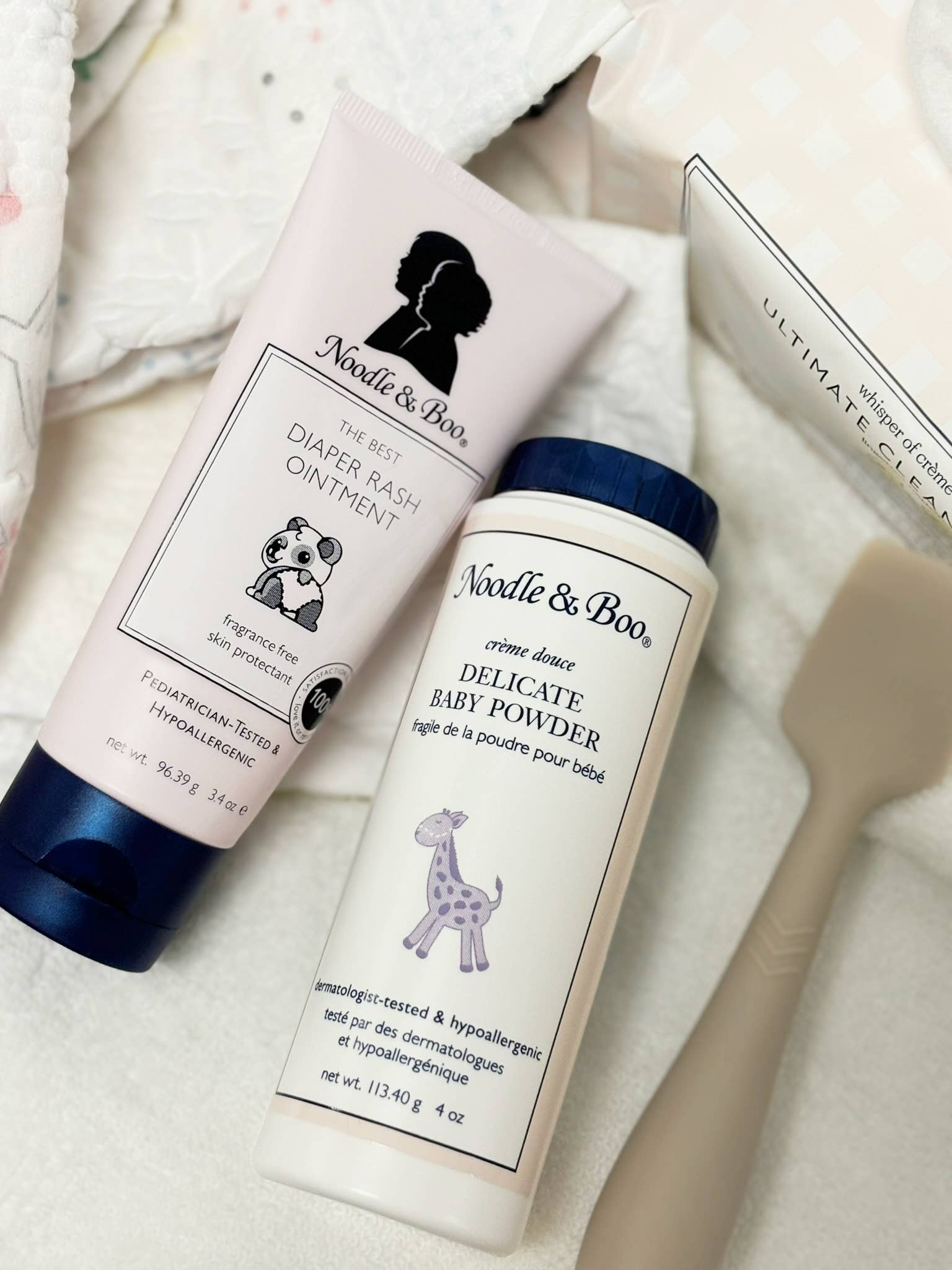 Noodle & Boo - Wholesale Body/Talcum Powder - Delicate Baby Powder, Crème Douce, 4 oz2