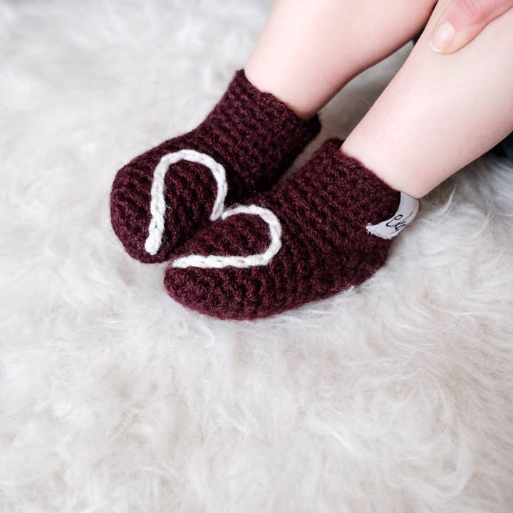 EKA - Vendita all'ingrosso Stivaletti - Neonati - Stivaletti per neonati a cuore fatti a mano all'uncinetto10
