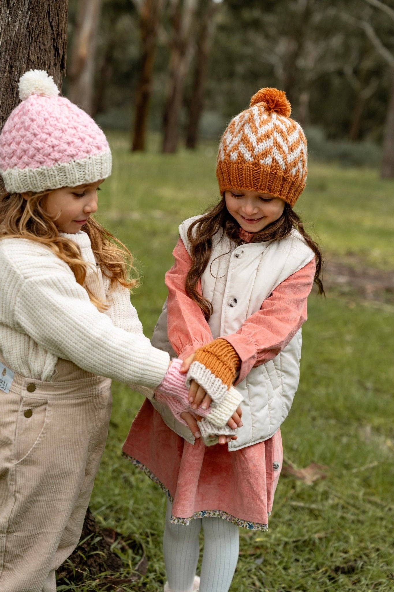 Acorn Kids - Wholesale Mittens - Kids - Bjorn Mittens Caramel3