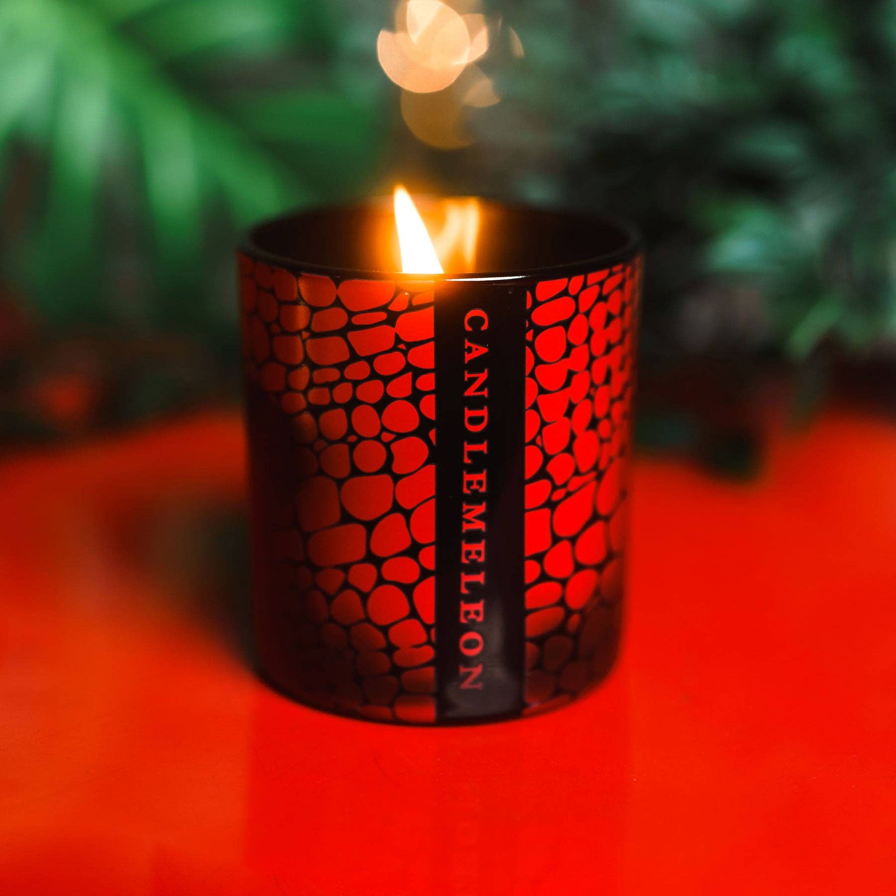 CANDLEMELEON - Wholesale Jar/Filled Candle - RED SNAKE - Colour Changing Soy Woodwick Scented Candle1