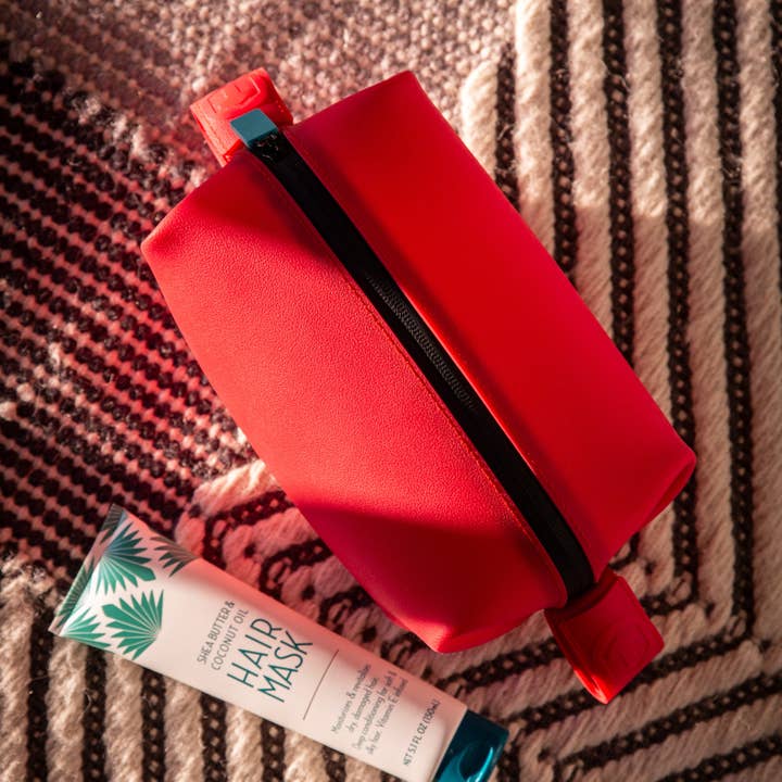 YOUZEY - Wholesale Toiletry Bag - Unisex - The Titan - Silicone Toiletry Bag - Red5