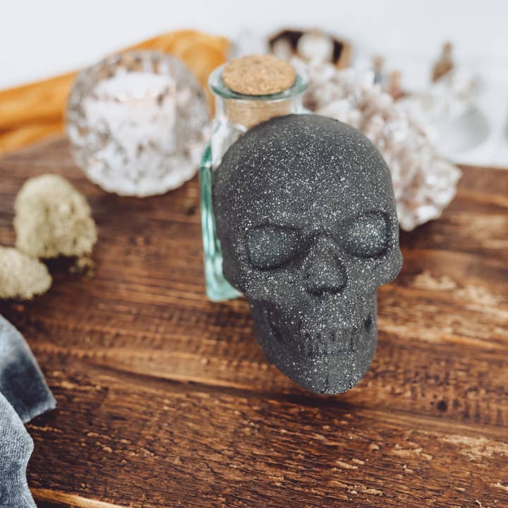 Pure Poetry Cosmetics - Wholesale Bath bomb/fizz - At Death's Door Skull Halloween Vegan Bath Bomb3