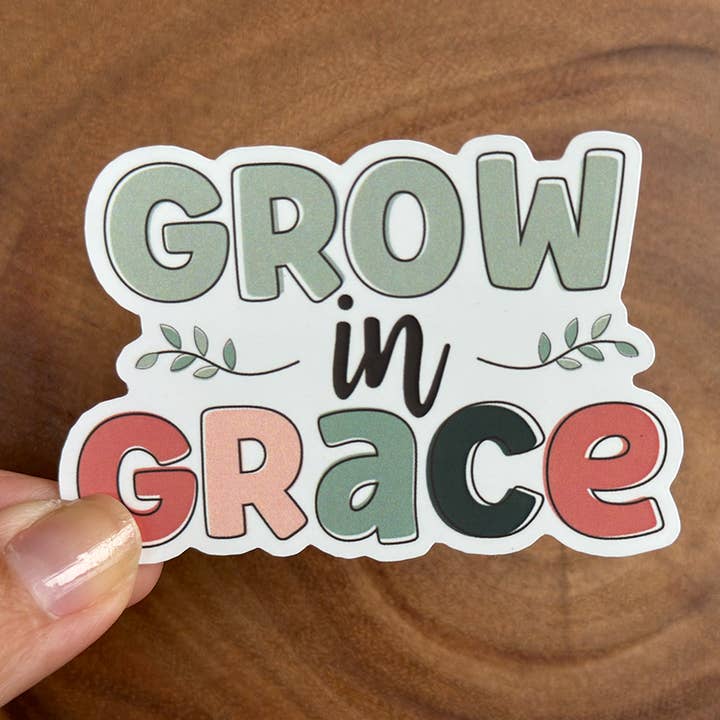 Croître dans la grâce | Autocollant chrétien en vinyle imperméable | Bohème pour la vente par Missional Merch