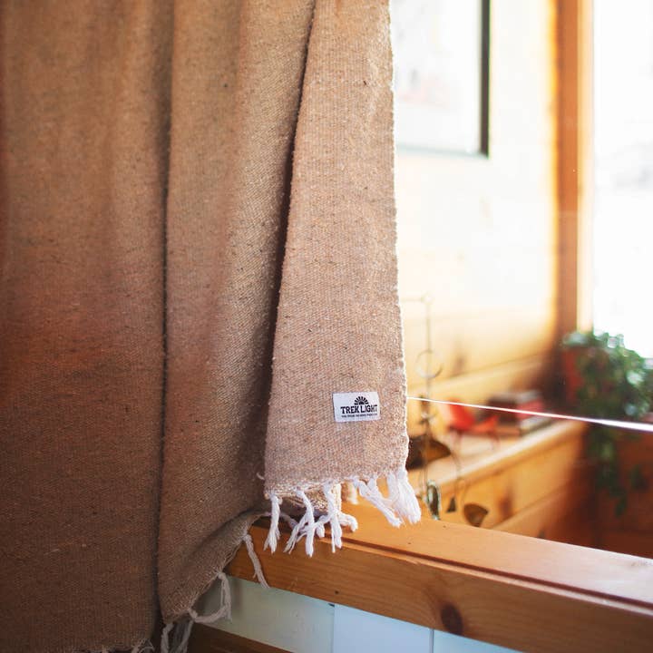 Trek Light - Wholesale Throw Blanket - Handwoven Throw Blanket | Huntington