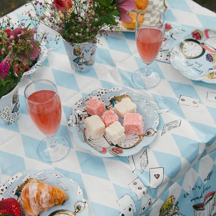 Talking Tables USA - Wholesale Disposable Plate - Alice in Wonderland Scalloped Plate | 12 Pack | Tea Party |