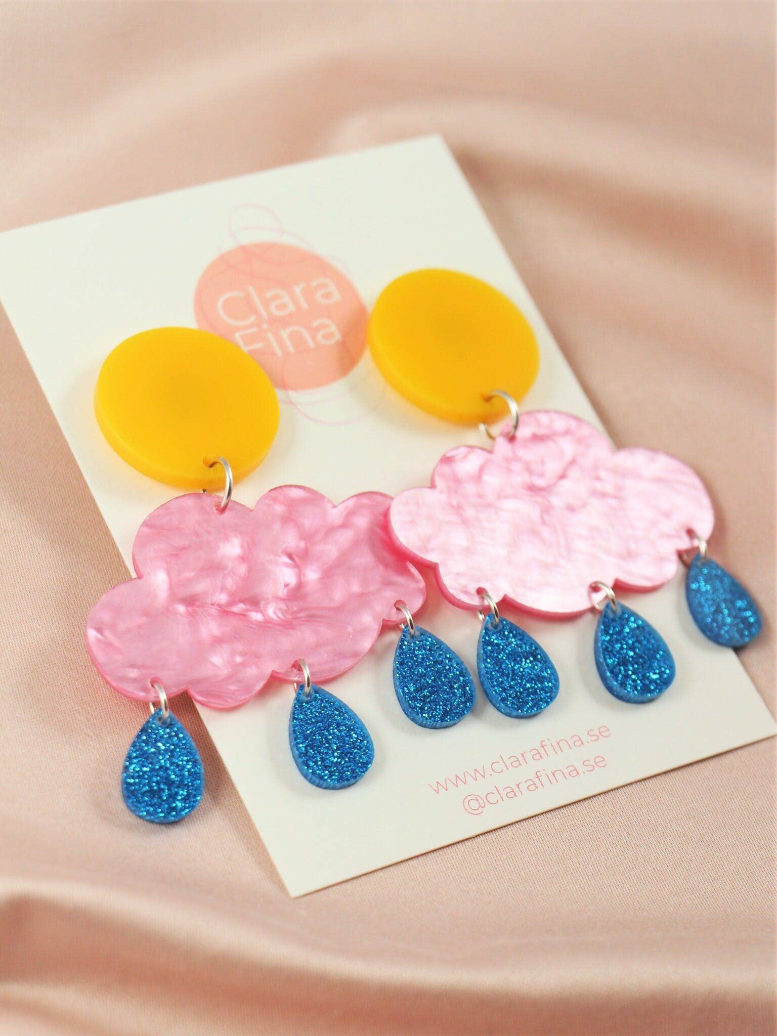 REMOVED BRAND – wholesale Hängande örhängen – Rosa Rainclouds Dingla Örhängen2