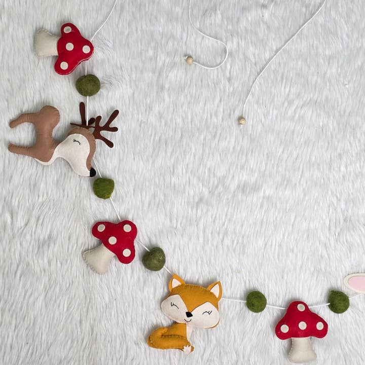 Ash and Vi - Wholesale Bunting/garland - Woodsy Wonders Bunting/Garland 1