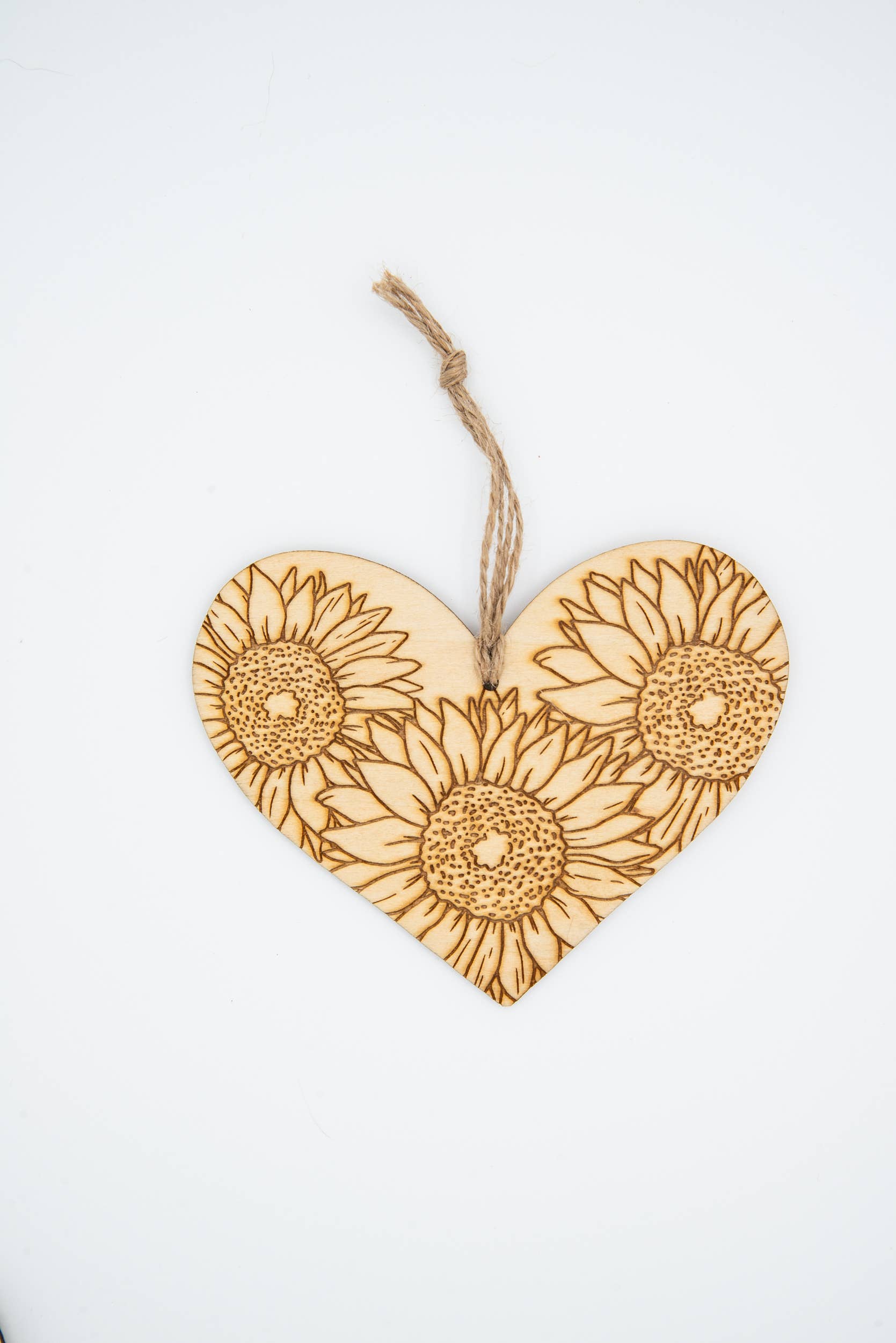 Jennifer Schiano Studio - Wholesale DIY Craft Kit - Paint Your Own Kit: Floral Heart Hangers1