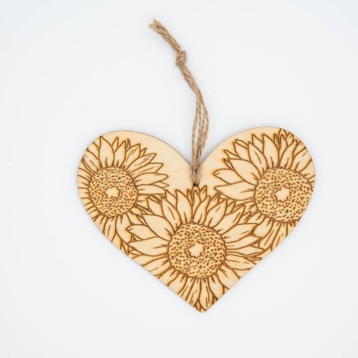 Jennifer Schiano Studio - Wholesale DIY Craft Kit - Paint Your Own Kit: Floral Heart Hangers1