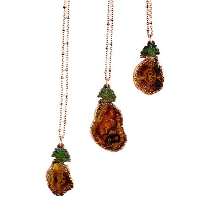 MergingMetals - Wholesale Pendant/Charm Necklace - Pineapple Solar Quartz Necklace
