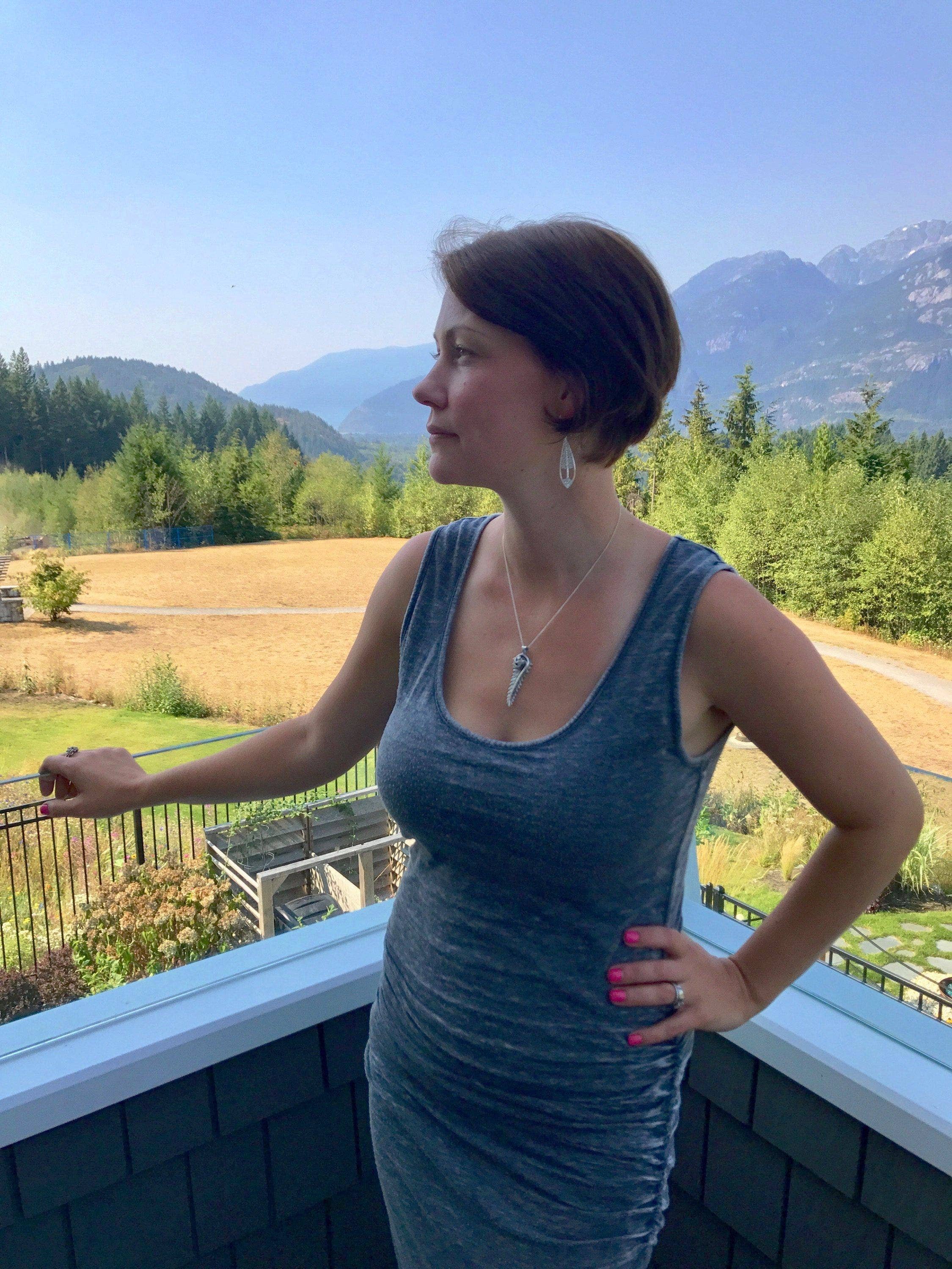 Justine Brooks Design - Vendita all'ingrosso Piante artificiali - Ciondolo Felce Fiddlehead6