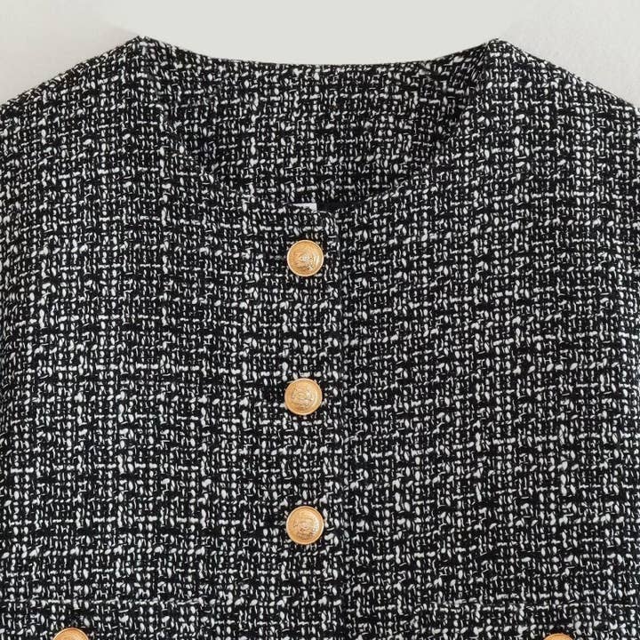 AZSHOP Trading LLC - Wholesale Jacket - Women's - Button-Up Tweed Jacket with Pockets3
