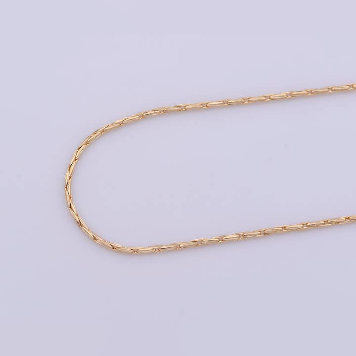 Collar de cadena diseñado de 17.5 pulgadas, acabado chapado en oro de 18 quilates en C para venta al por mayor de Aim Eternal