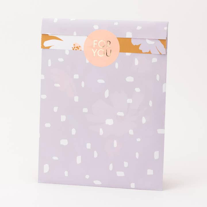 liebevoll verpackt – Großhandel Geschenktüten – Papiertüten Minimalismus, Flieder0