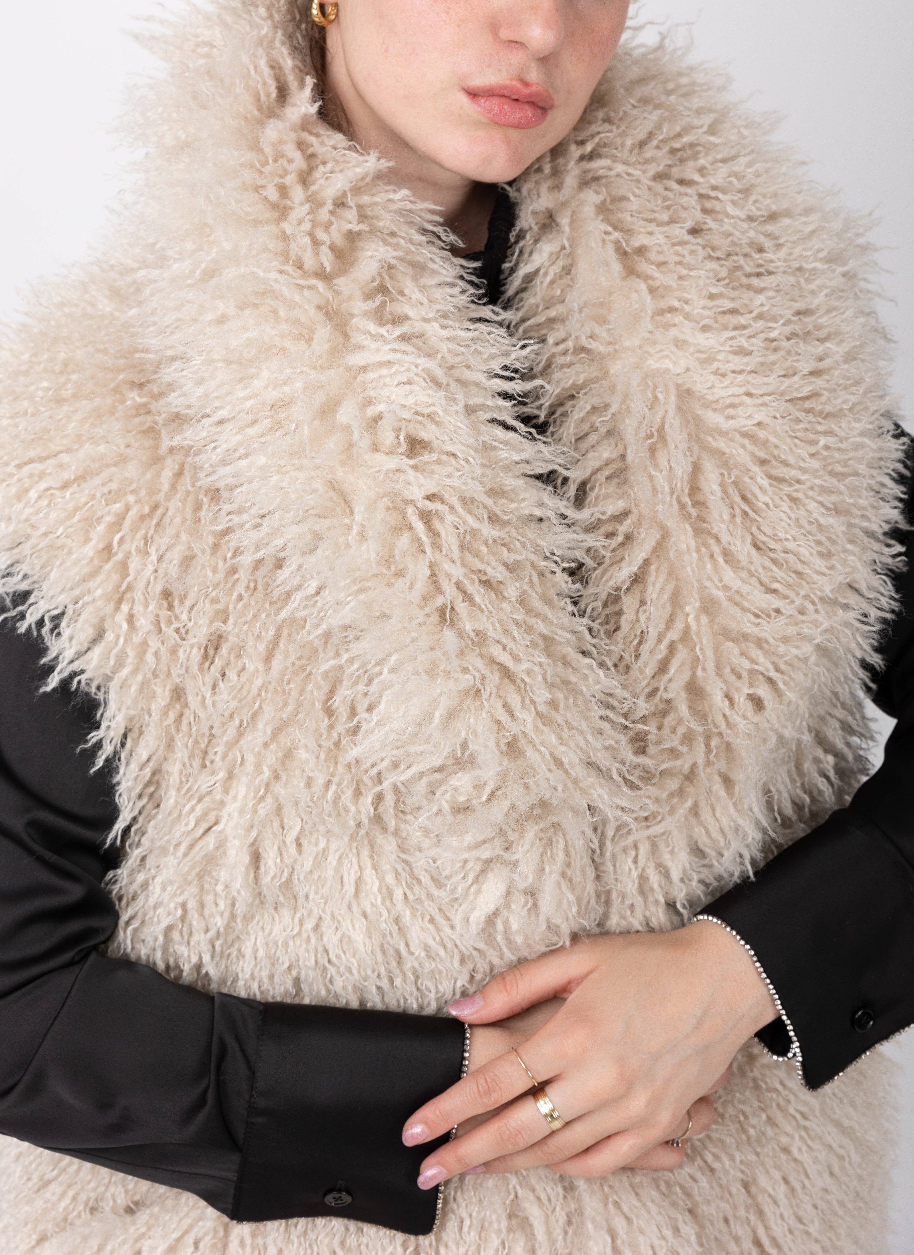 KZELL PARIS - Wholesale Outerwear Vest - Women's - SLEEVELESS VEST IN FAUX SHEEPSKIN FUR18