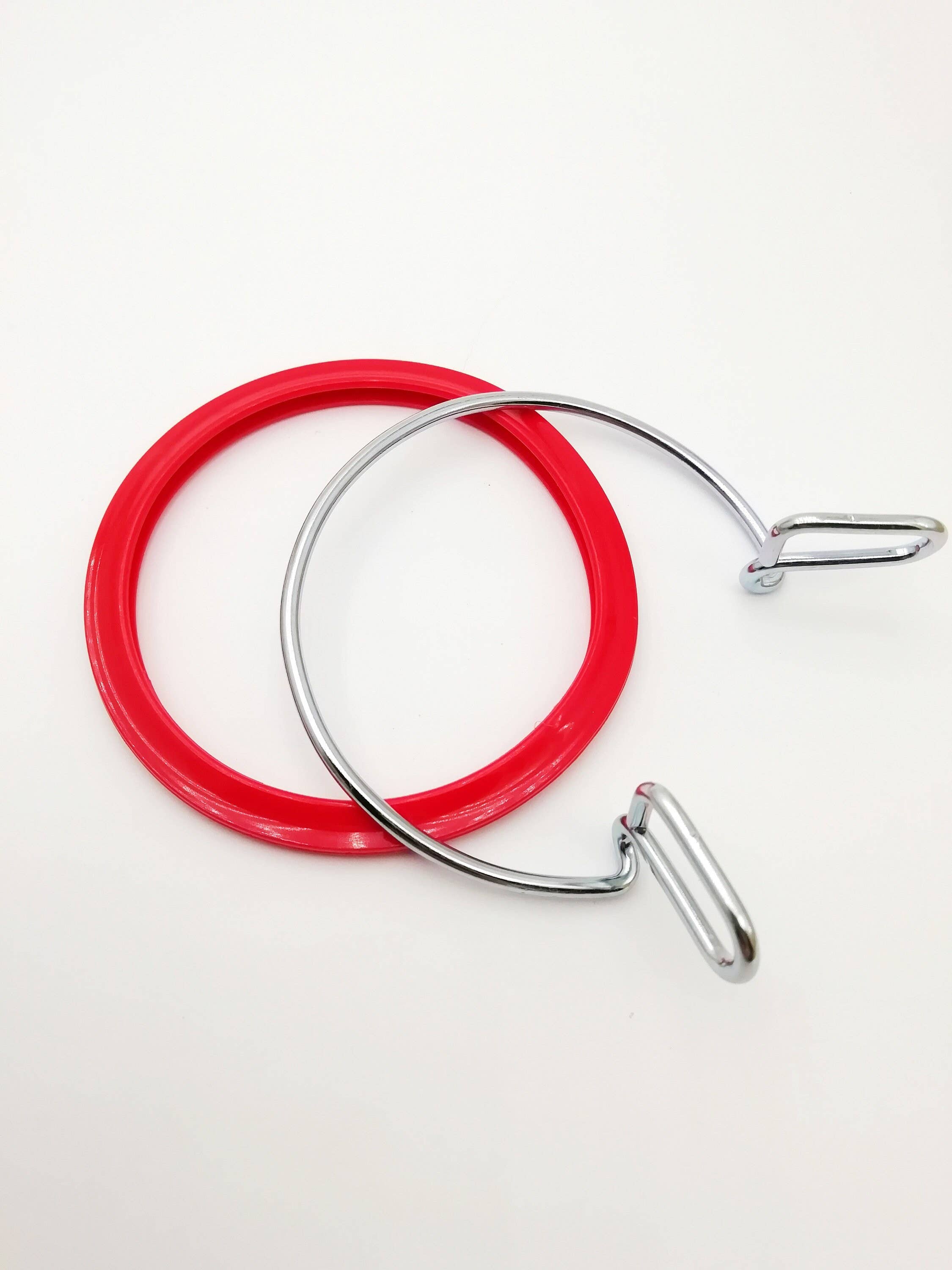 SGN Group LTD - Wholesale Embroidery/Cross Stitch Supplies - Spring embroidery hoop, Metal cross stitch hoop, Darice hoop3