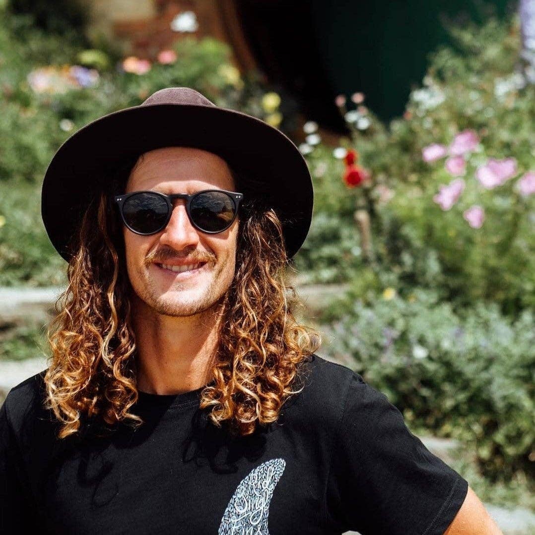 Vilo Wood Eyewear – wholesale Sunglasses – Unisex – Henna - Wood Sunglasses8