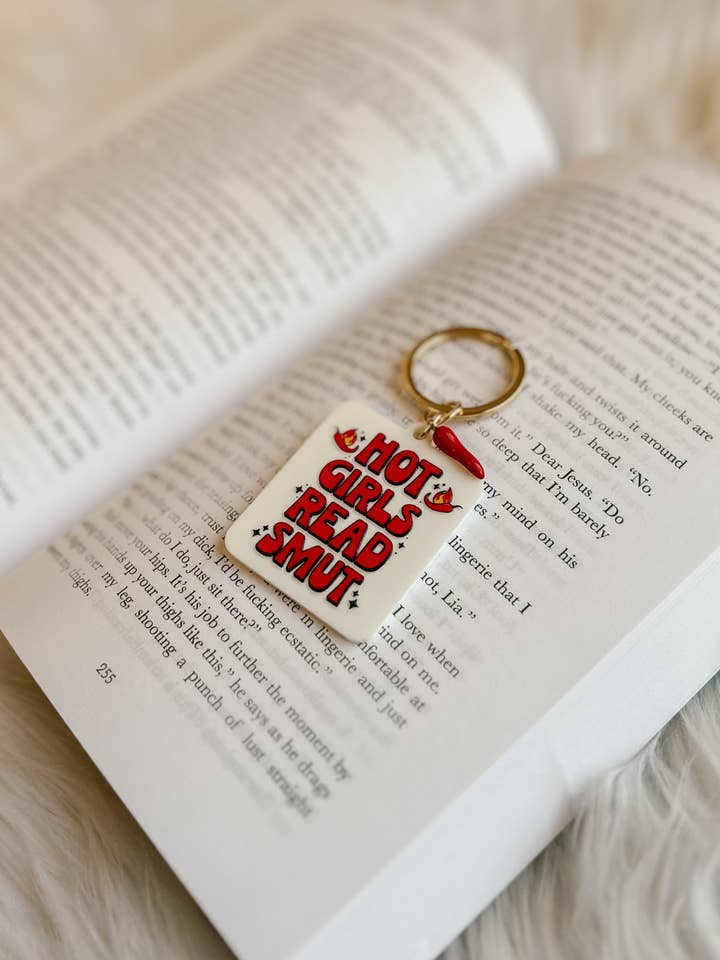 Llavero acrílico Hot Girls Chili Pepper para venta al por mayor de The Bookish Bird Co.