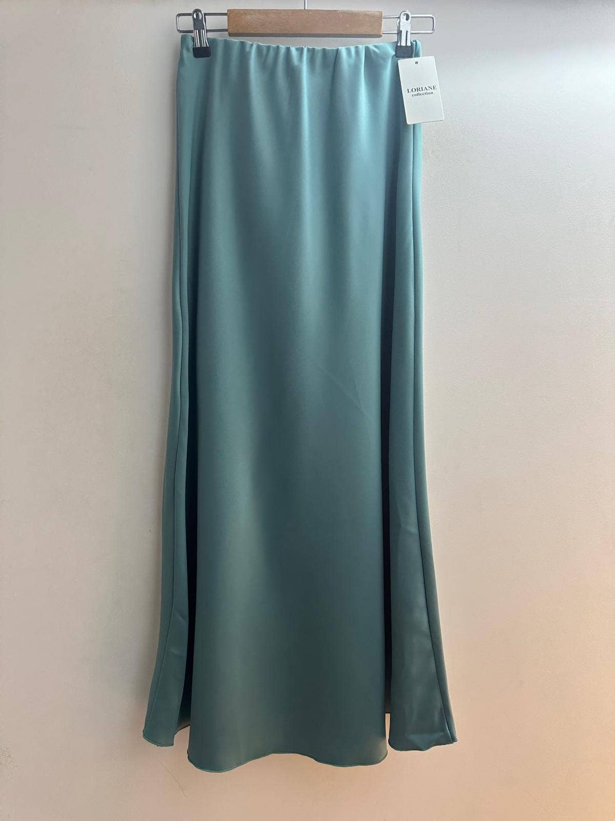 LORIANE - Vendita all'ingrosso Gonna - Donna - Gonna lunga fluida e leggera 10480U17