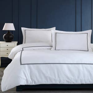SALE] Louis Vuitton Supreme Blue Luxury Fashion Brand Bedding Set