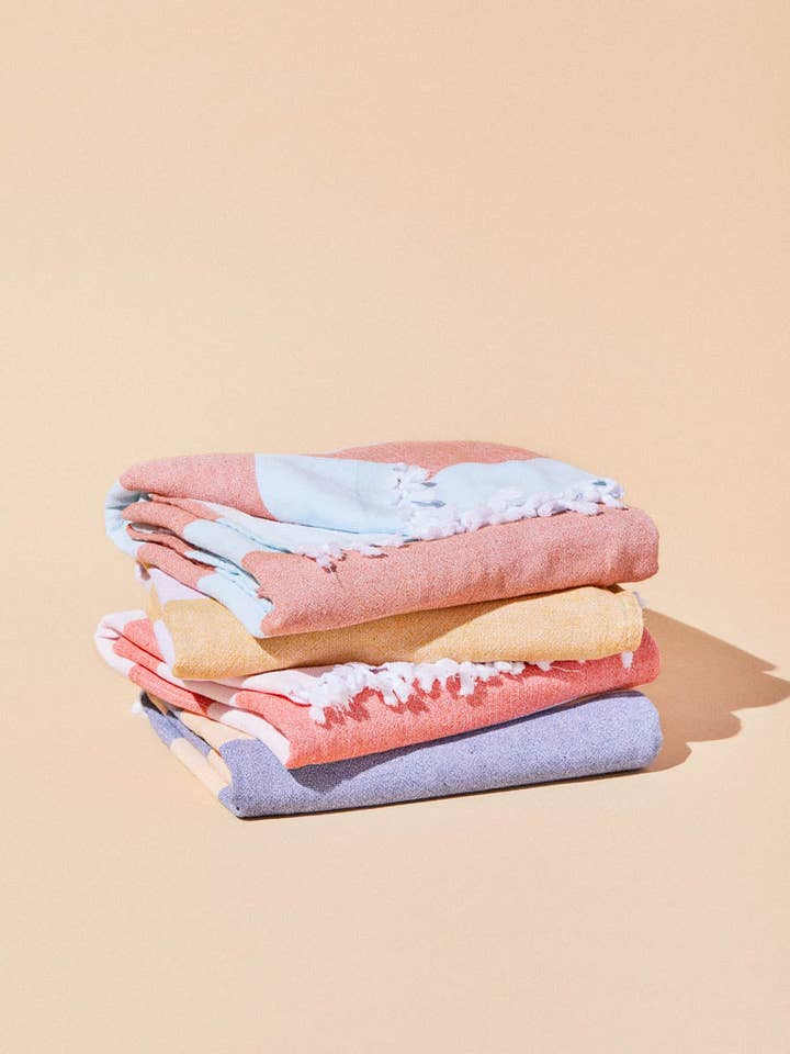 FEATHER WEIGHT TOWEL SET for wholesale by The Get Out