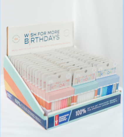 Wish For More Birthdays - Vente Bougies pour gâteau - Présentoir Wish For More Birthdays avec 45 boîtes de bougies (15 de chaque couleur)2