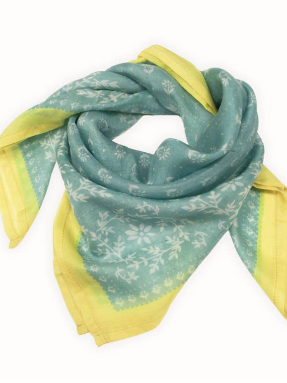 Großes Tuch 65 x 65 CM KARMA für den Großhandel von Bindi Atelier