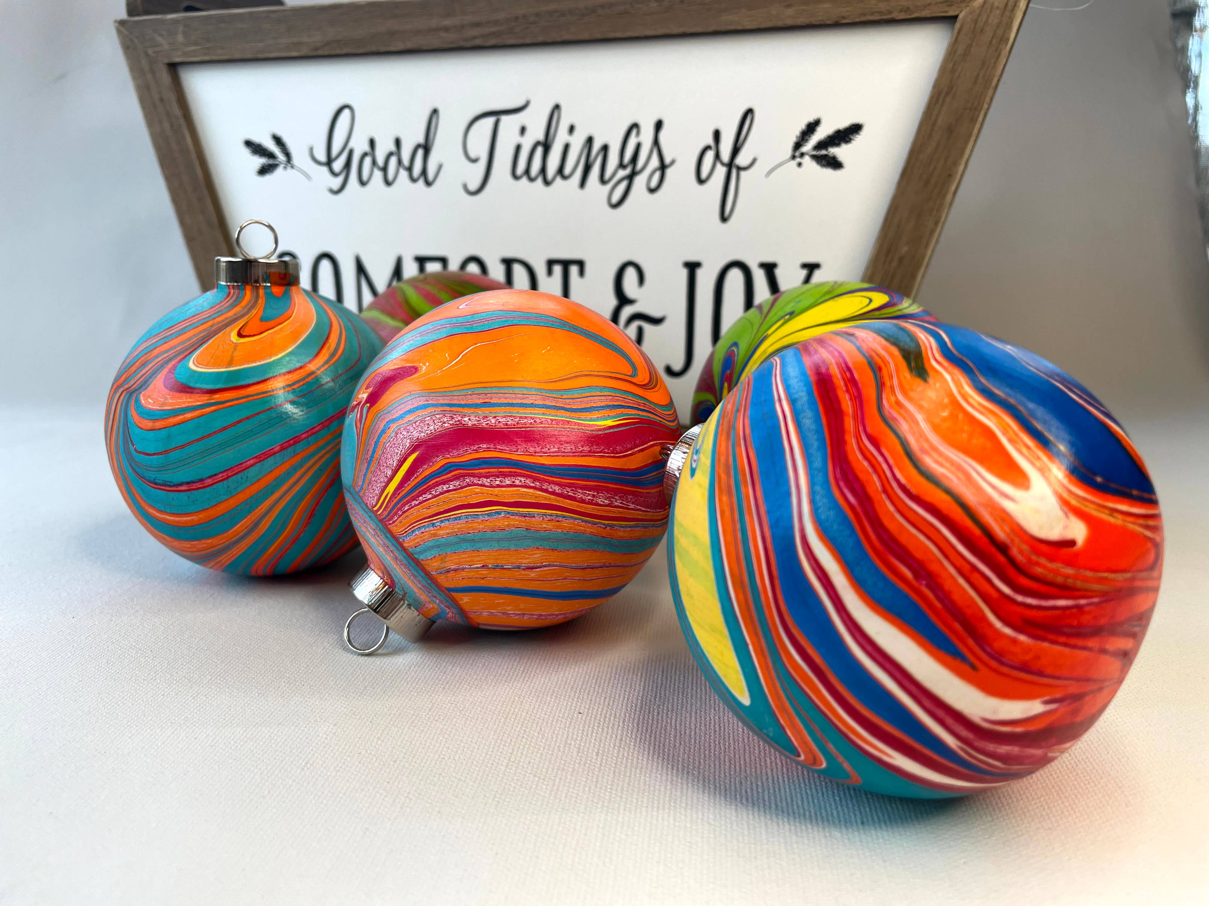 Marbling Art LLC - Wholesale Ornament - Hand-Marbled Ceramic Christmas Baubles / Decorations2
