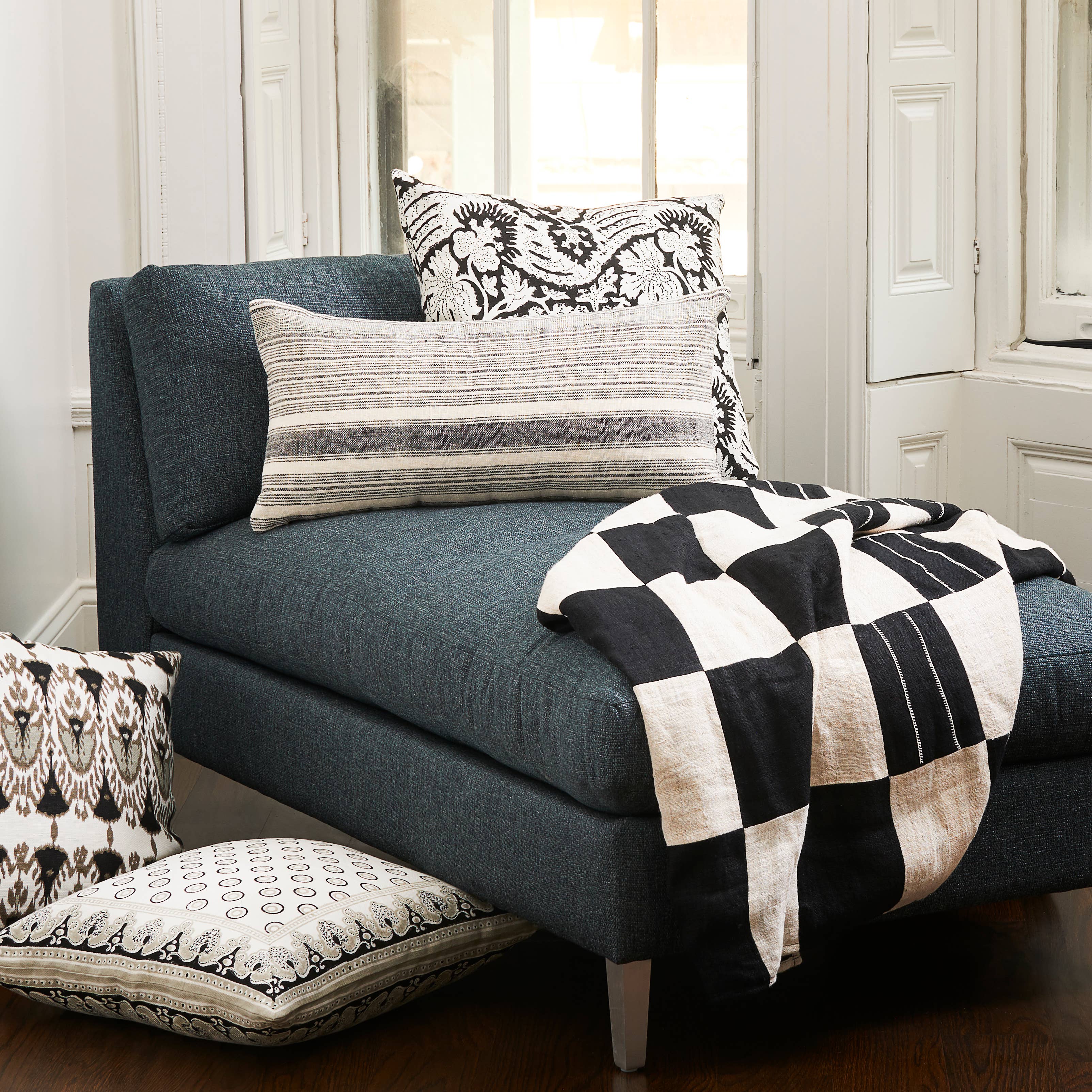 Fete Home - Wholesale Throw Pillow Cover - 13" x 26" Black Riverine Pillow Cover