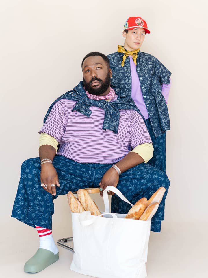 Nettle Studios - Wholesale Button Down Shirt - Unisex - Size Inclusive Plus Size Unisex Floral Chambray Button Up25