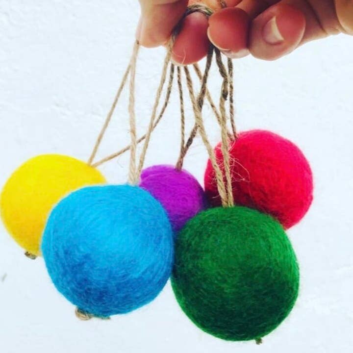 Lucy Antwis - Vendita all'ingrosso Set di decorazioni - Palline natalizie feltro