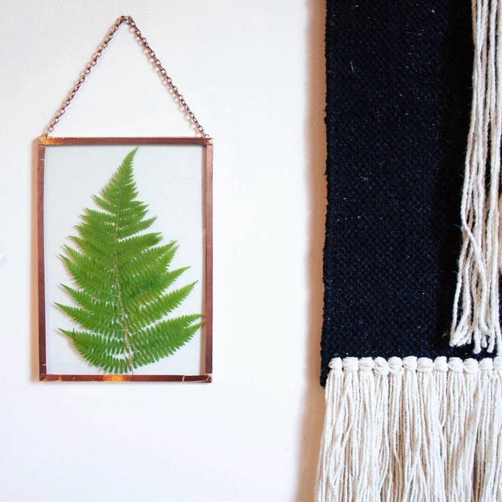 The Wildest Flowers – Großhandel Bilderrahmen – Pflanzenherbarium im handgefertigten Glasrahmen mit echten Blumen2