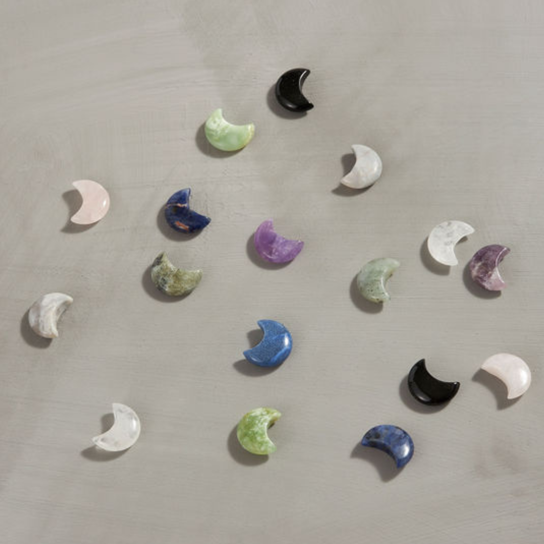 GeoCentral - Wholesale Spiritual Stone/Crystal - Assorted Carved Crystal Moons - 36 pcs 🌙2