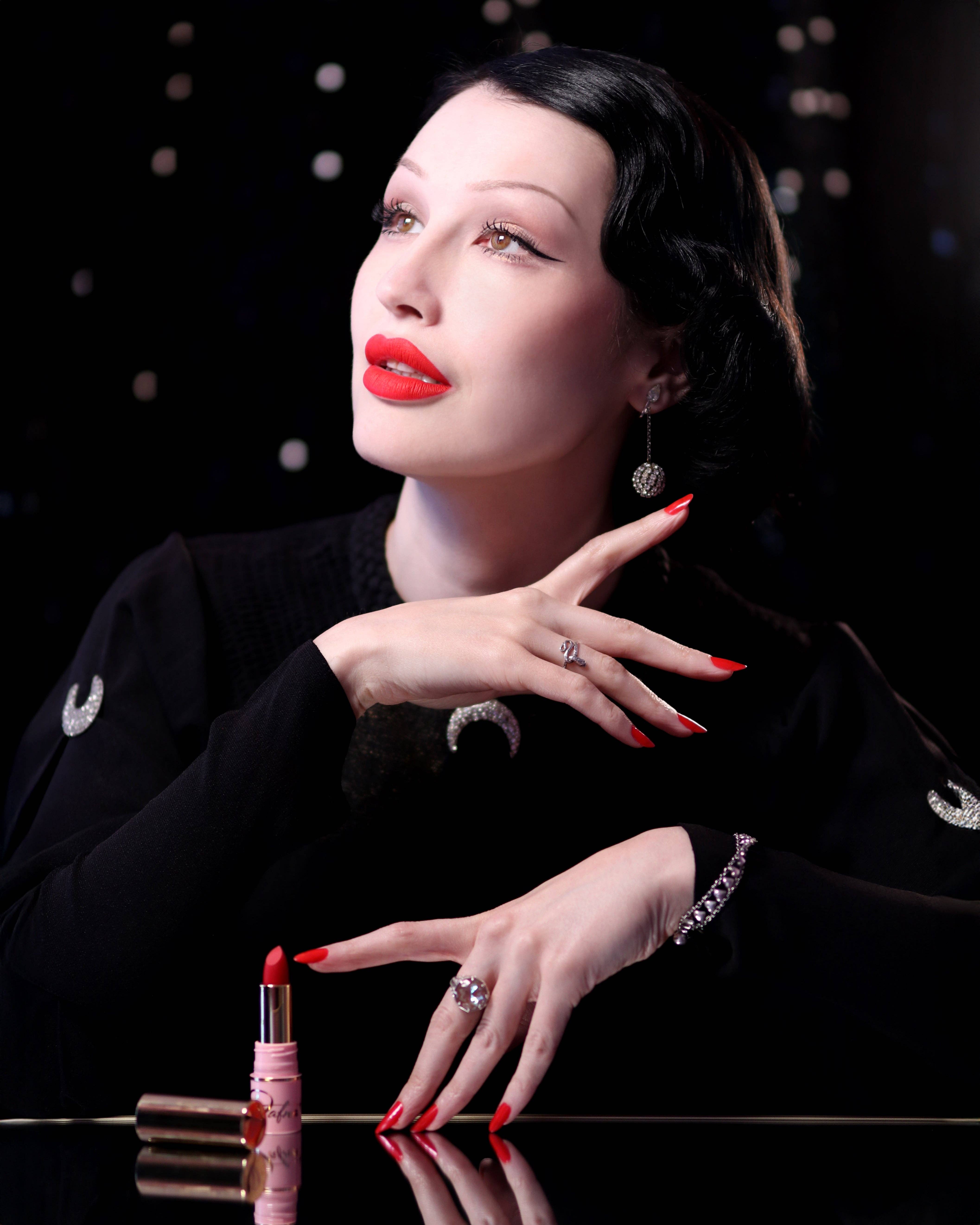 Dafna Beauty - Wholesale Lipstick - Vintage Perfection - Long Lasting Matte Lipstick5