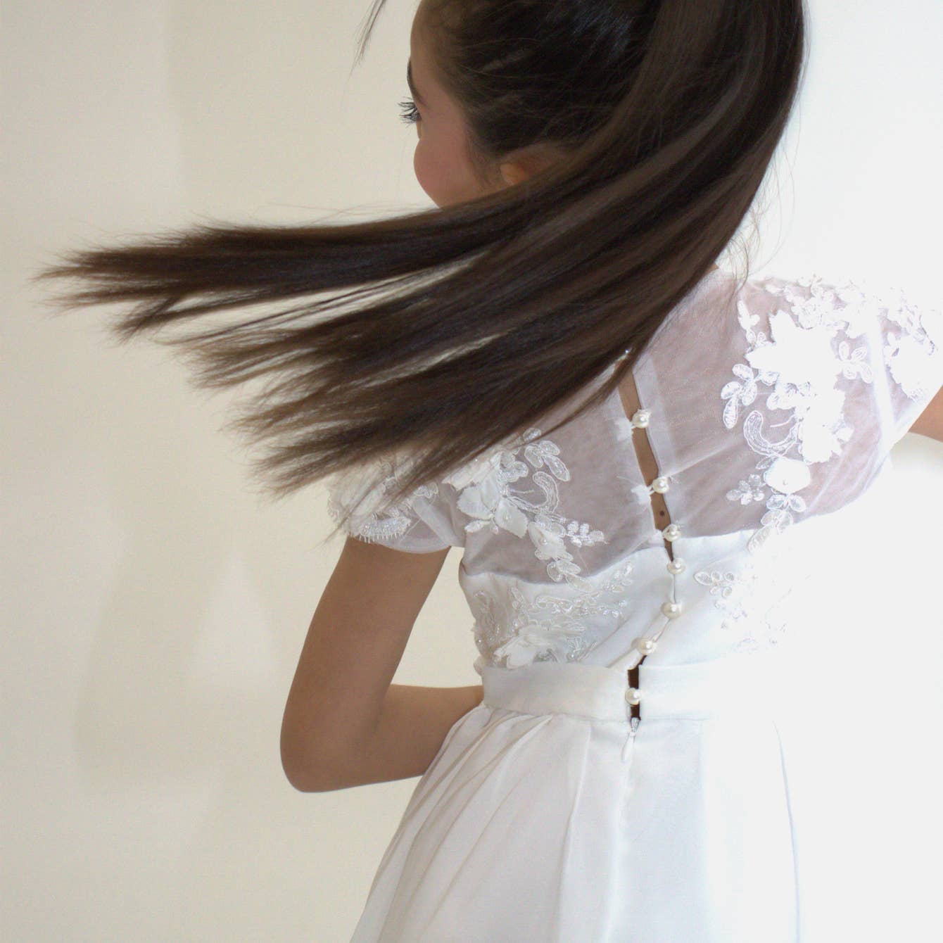 Yuko B - Wholesale Dress - Kids - JEANNE girl's dress - White7