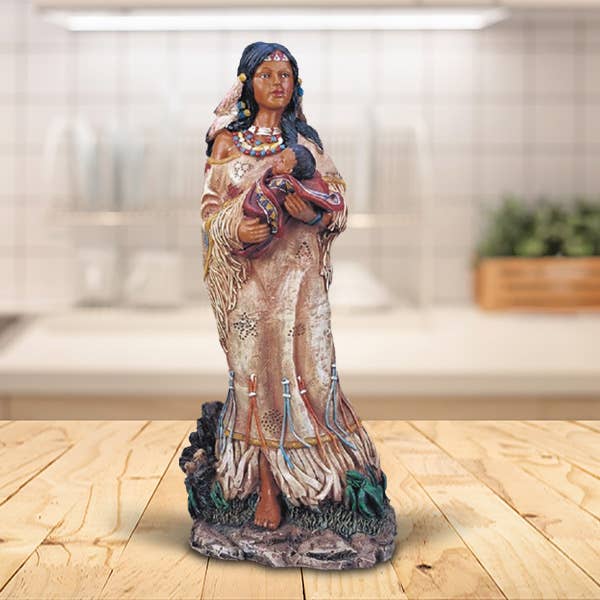 Figurine amérindienne de 11 pouces H avec bébé, décoration d'intérieur pour la vente par FC Design