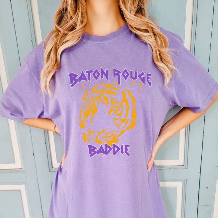 Pink House On River Road - Wholesale Screen Printed T-Shirt - Women's - Baton Rouge Baddie LSU Tigers Game Day Graphic Tee