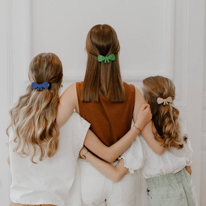 Barrette Clip - Nœud pour la vente par Les Petites Hirondelles