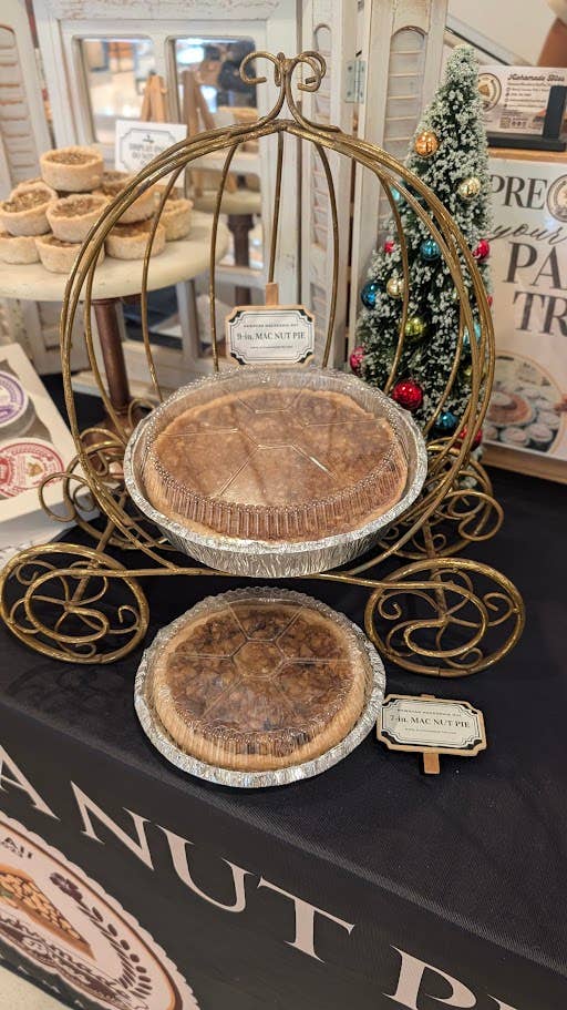 AlohaMade Bites - Wholesale Pie - Hawaiian O.G. Vanilla Macadamia Nut Pie - Made In Hawaii3