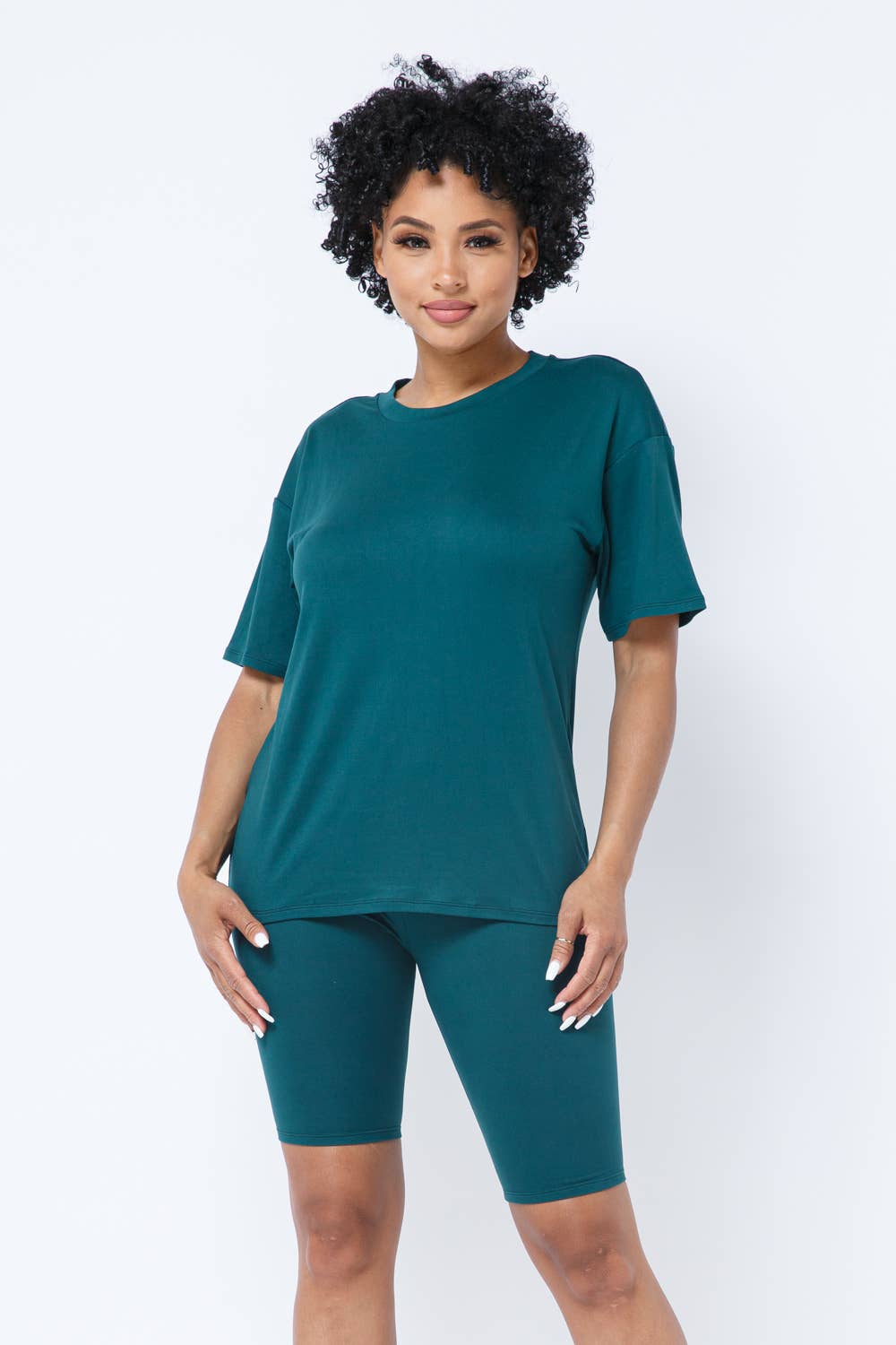 Julia by LoveJ - Vendita all'ingrosso Completo loungewear - Donna - Set di pantaloncini da bici con scollo tondo spazzolato21