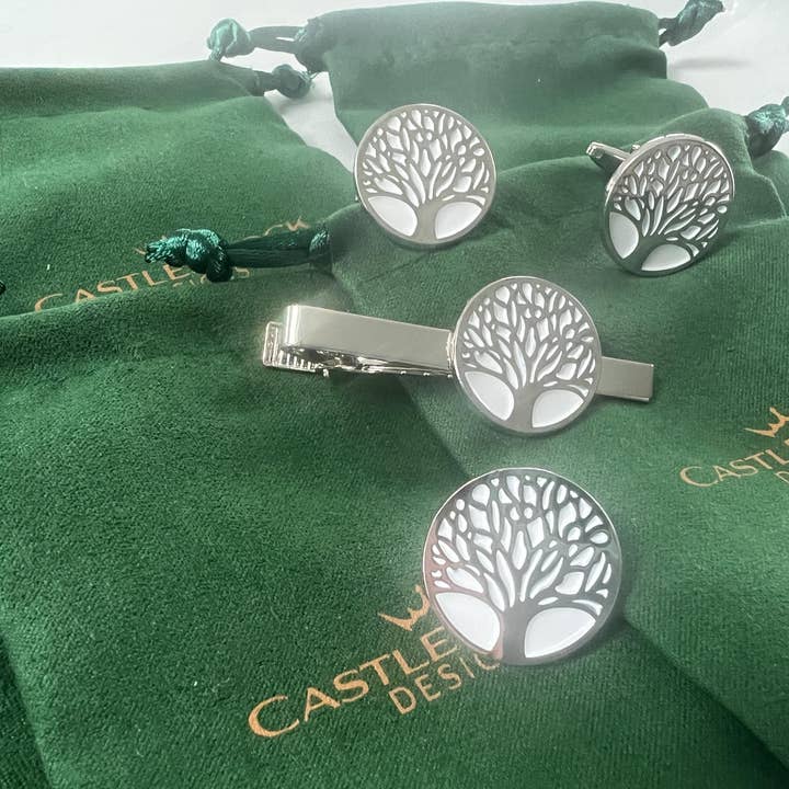 Conjunto de abotoaduras Árvore da Vida com alfinete de fato e clipe de gravata, acessórios inspirados na natureza, presente perfeito para casamentos, eventos formais e ocasiões especiais. por atacado de CastleKnock Designs