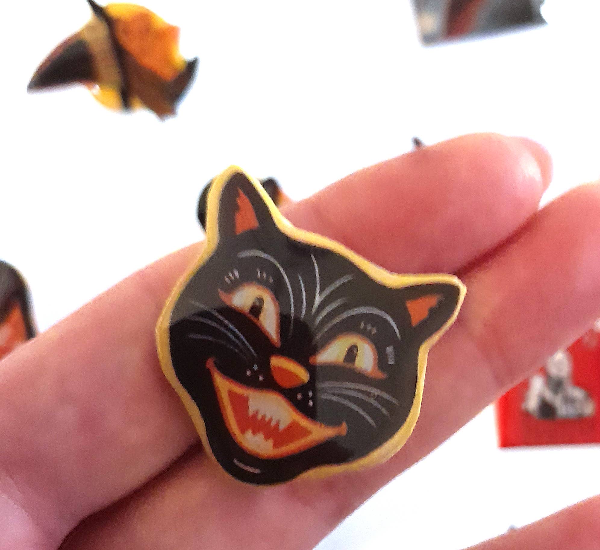 SUPERAWWWSOME - Wholesale Magnet - Vintage Halloween Magnet Retro Black Cat Witch Favor Pumpkin1