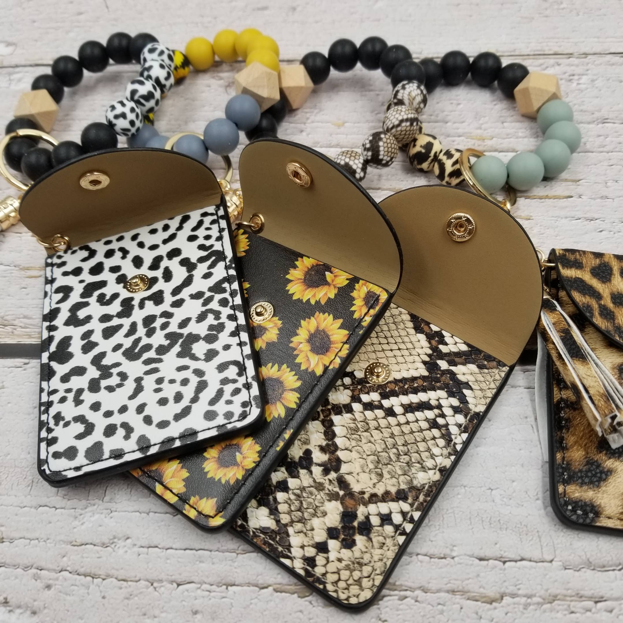 Treasure Wholesale - Wholesale Keychain Bracelet - Leopard & Snake Tassel Card Case Bracelet Keychain5