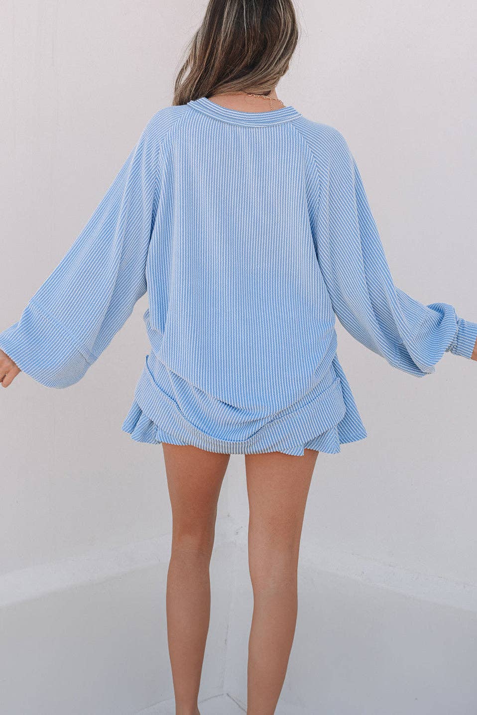 PRETTY BASH – Conjunto de top e saia - Mulher por atacado – Conjunto de Top com Cordão e Mini Saia com Folhos10