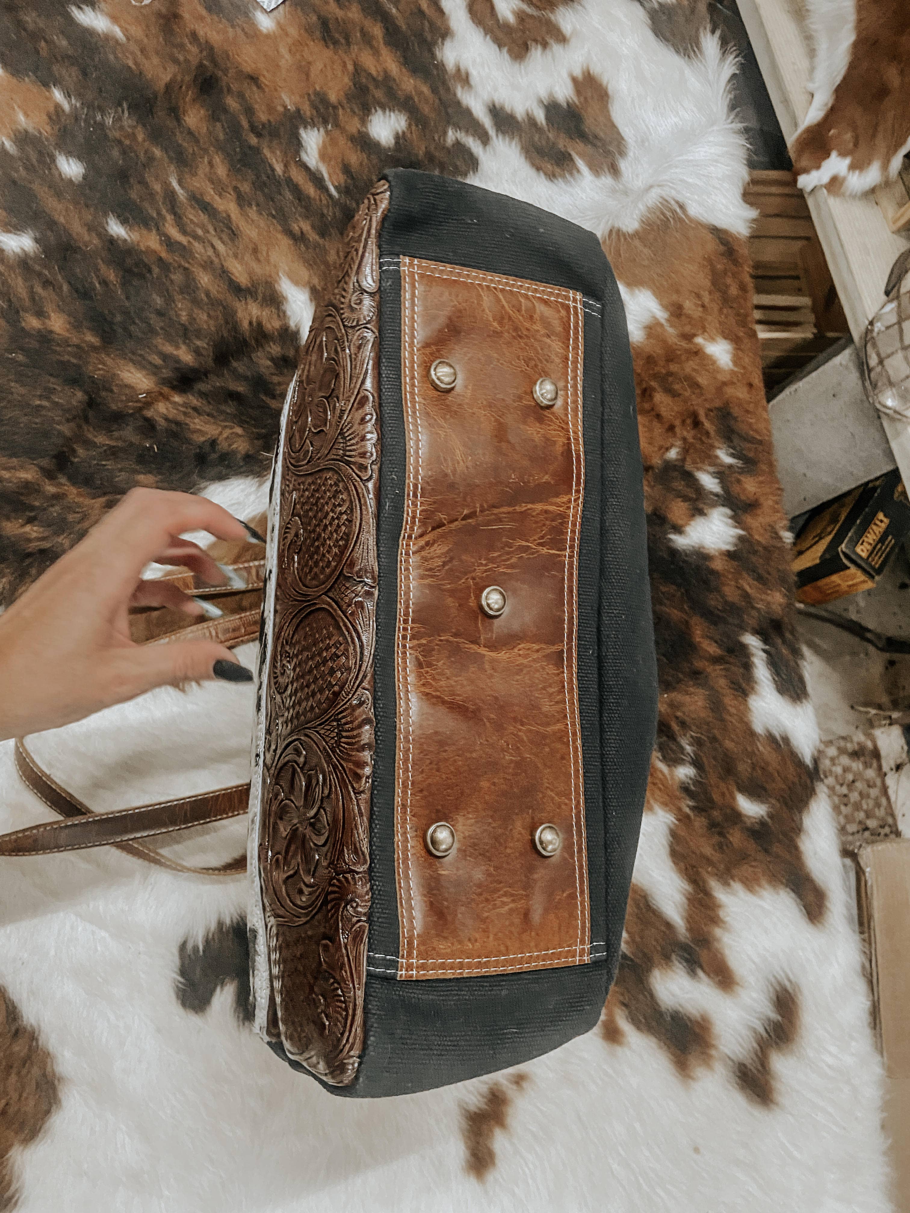 Texas Western Cowhide Bags and More - Wholesale Tote Bag - Women's - Darby Carry All Bag, Overnight bag, Computer Bag Weekender5