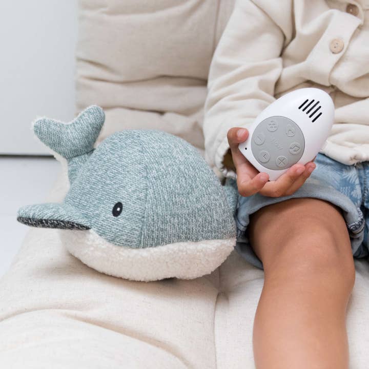 Flow Amsterdam Heartbeat Comforter - Moby Whale Green for wholesale by Oli Olsen