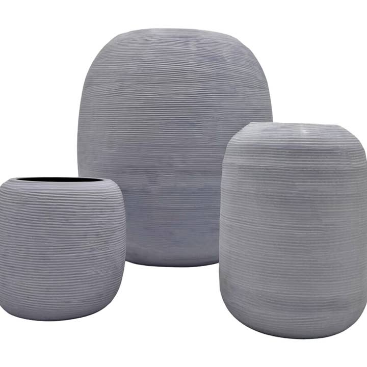 2626 Designs – wholesale Vase – Decorative Handmade Cylinder Vase in Purple1