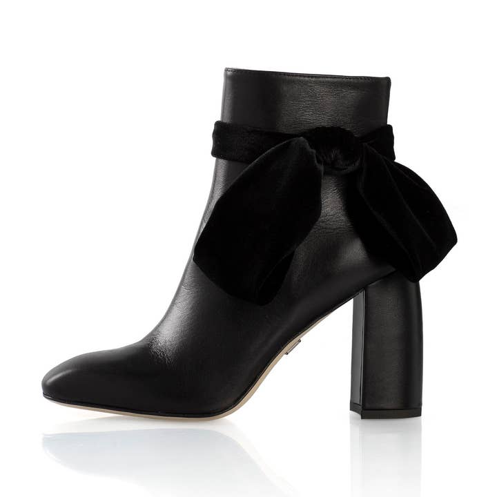 Flora Bootie för wholesale av Susana Madrid