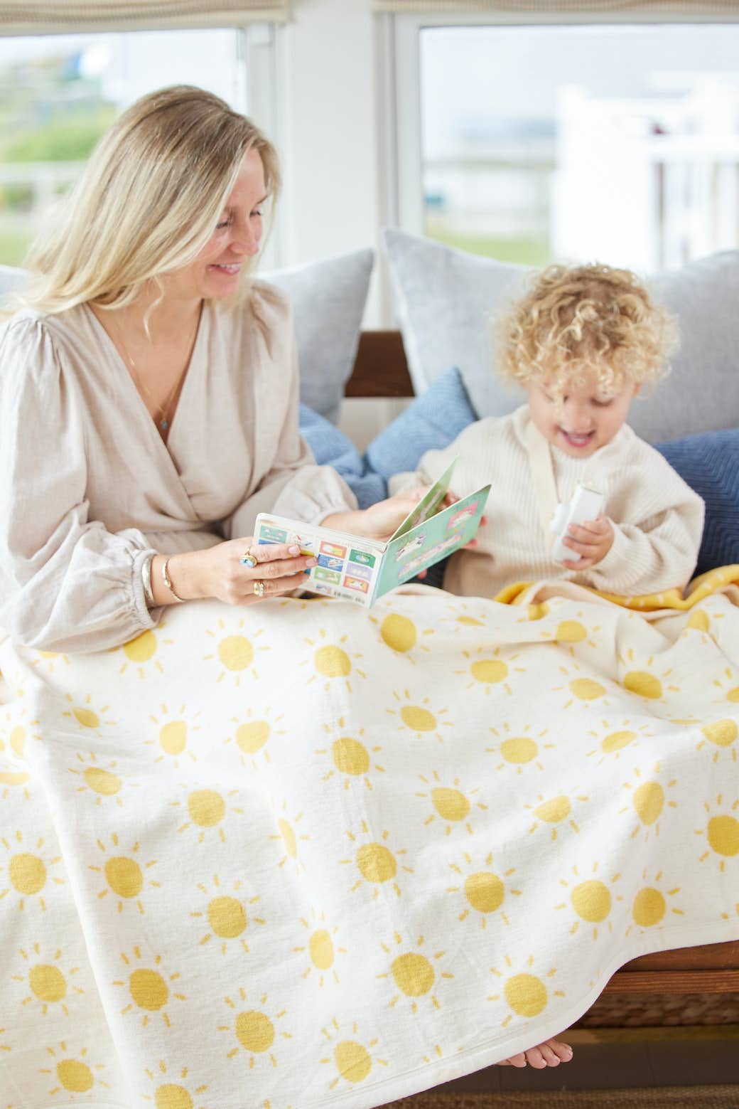 ChappyWrap - Wholesale Bedding Blanket - Kids & Baby - You Are My Sunshine Midi Blanket5