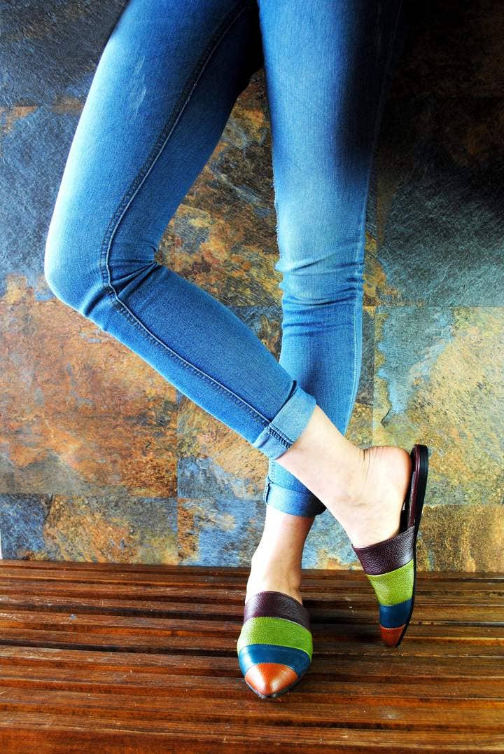 ABSTRACT STIMULUS – Mule - Mulher por atacado – Mules de couro multicolorido3